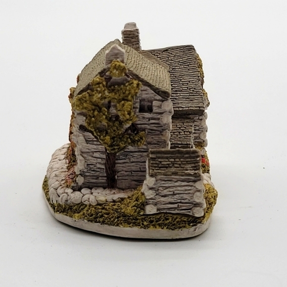 Lilliput Lane Sawrey Gill 1985-92 England Collection‎ - Picture 4 of 8